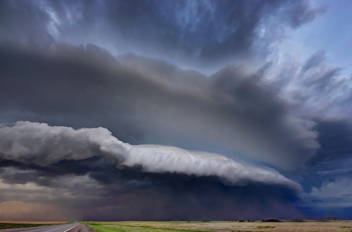  Dodge City Dust Up-A massive storm producing severe winds near Dodge City Kansas